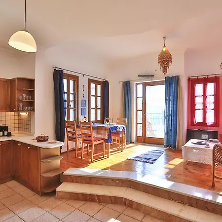 Kedi Apart Center Kaş